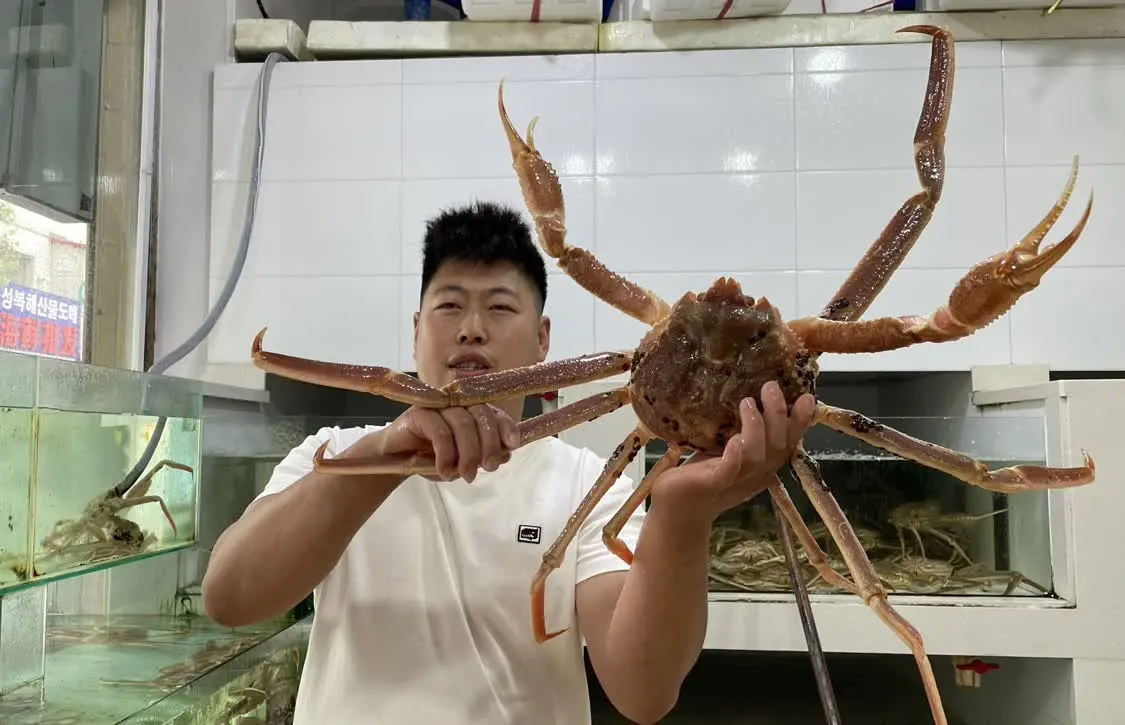 口岸城市听信心｜加大对外开放 这座边城做活“海洋经济” 帝王蟹 海洋经济 海鲜 行业新闻 第3张