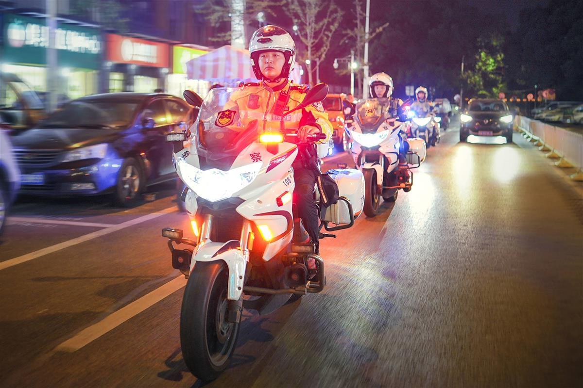 守护“夜经济”“烟火气”！武汉东湖高新警方开展夏季行动 违法犯罪 东湖高新 行业新闻 第1张