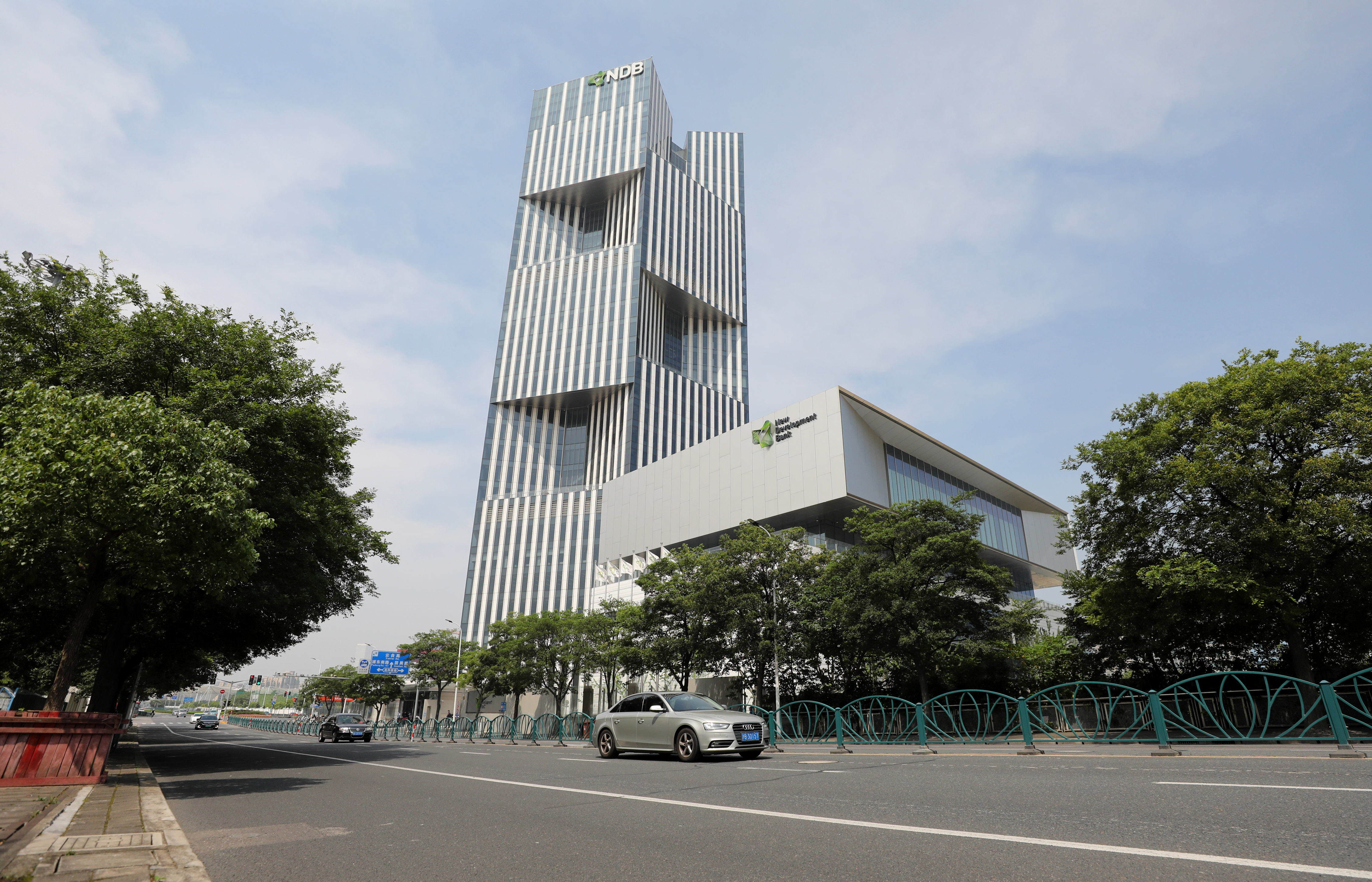 全球连线|新开发银行副行长认为中国在推动“全球南方”国家发展中发挥重要作用 债券 银行 开发银行 行业新闻 第1张