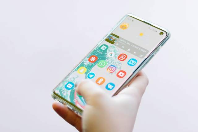 原创 银行APP都要瘦身了？为什么最有钱的银行也要放弃APP了？ 功能手机 银行 手机银行 行业新闻 第1张