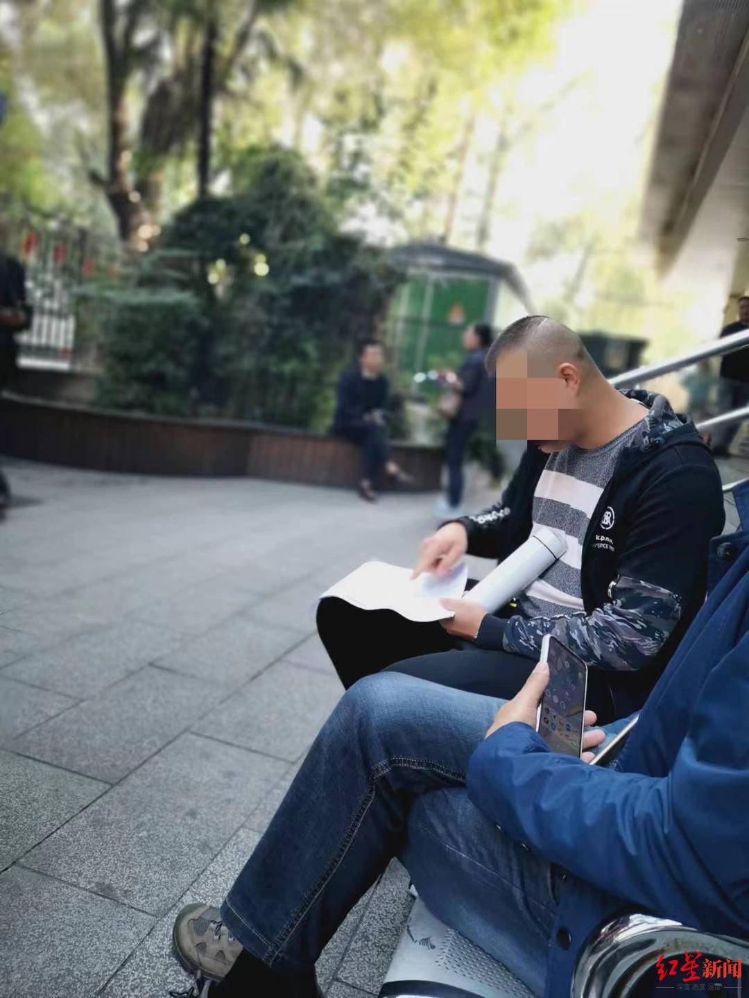 贷款20万被中介收取3万元“服务费”？贷款人：中介玩文字游戏 湖北黄石 贷款人 银行 行业新闻 第5张